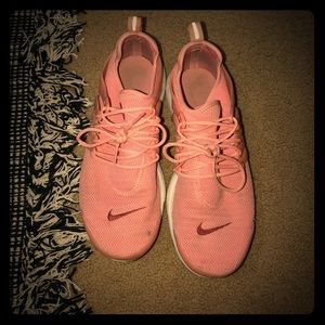 Good condition nike prestos